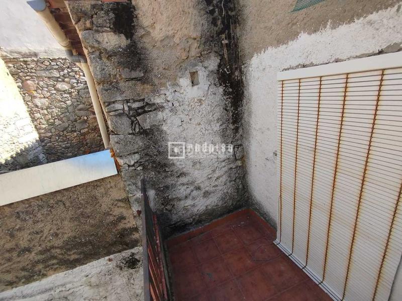 Foto ab695f8e-1b84-4320-954a-7b4bb751399a. Casa con riscaldamento in Cadalso de los Vidrios