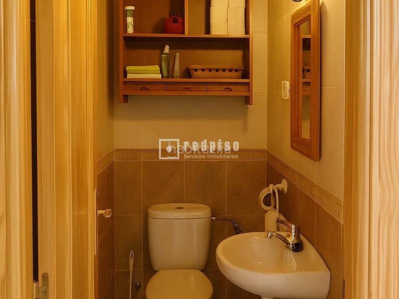 Foto 695bb400-98c1-464c-a5d7-b797c01e5fff. Casa amb calefacció a Cenicientos