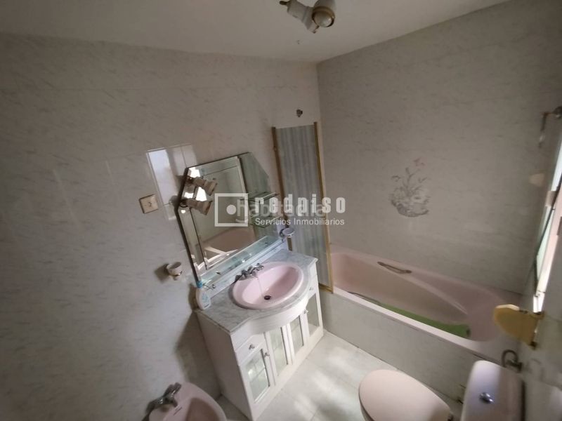 Foto 50ceb906-1084-4a25-9cd1-7225f20eaa43. Casa amb calefacció a Cenicientos