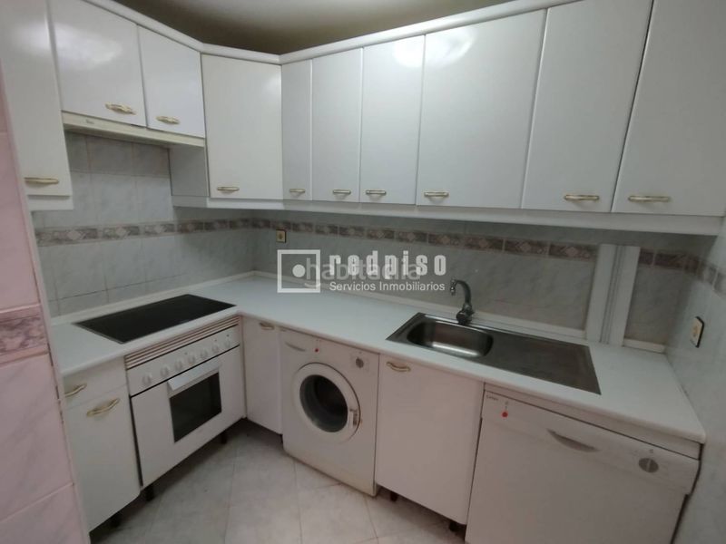 Foto 543bb3eb-1e91-456a-b422-d97756a0e060. Casa amb calefacció a Cenicientos