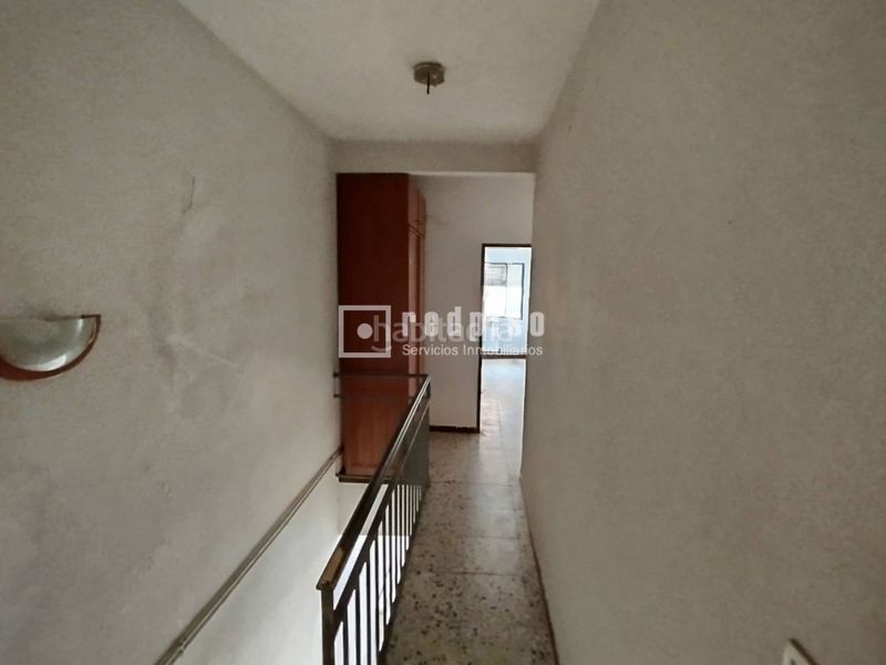 Foto f31f4eb9-f45e-411f-a39f-1aec9cdaf961. Casa amb calefacció a Cenicientos