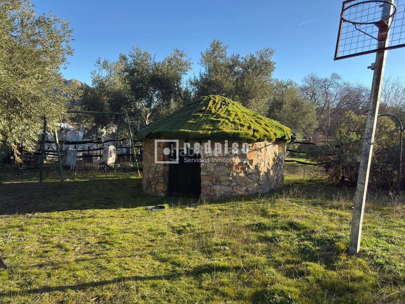 Foto c1180533-cc3d-443f-b1ce-398b87420dac. Casa  independiente en gran finca en Cadalso de los Vidrios