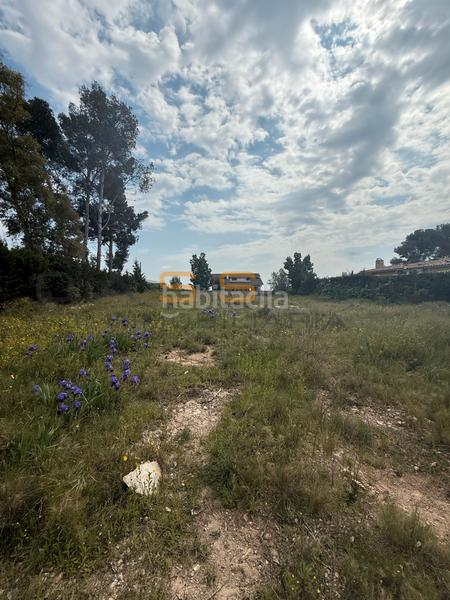 Foto a79c64f4-87d6-4d4a-9357-13bcbc61bb23. Terreno residenziale in Catllar (El)