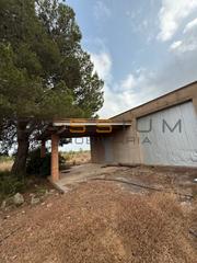 Rural plot in Poble. Enorme finca con posibilidad de reformar el almacén
