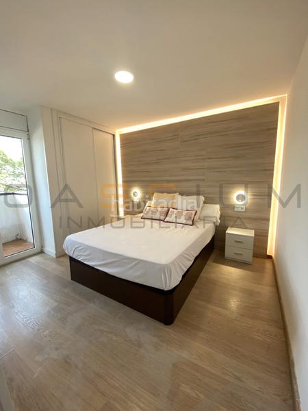 Foto d506841f-2c6a-4314-8cfa-7bf58a1a62dd. Pis a Mar i Camp - Platja dels Capellans Salou