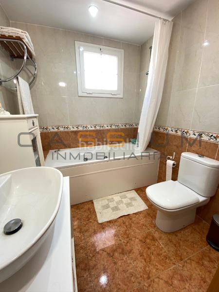 Foto ebeffdc0-6d15-4841-85cf-43cb262504d6. Casa amb aparcament a Mas de Clariana Cambrils