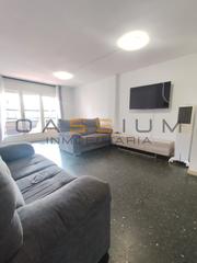 Location Appartement à Centre. 4 habitaciones, terraza y cocina independiente. gran piso en alq