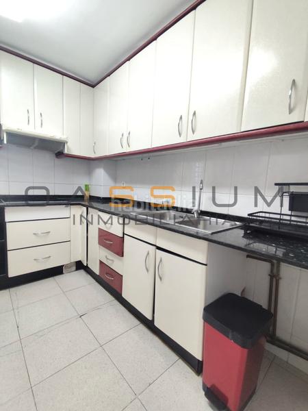 Foto 56fc954e-b946-4d67-b799-5d619c6c7c0f. Alquiler piso 4 habitaciones, terraza y cocina independiente. gran piso en alquiler en Salou