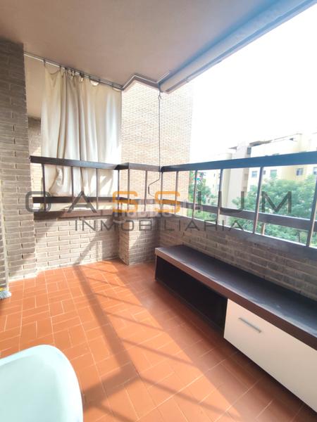Foto d4497b1a-8815-45de-b541-934967d8ebdd. Alquiler piso 4 habitaciones, terraza y cocina independiente. gran piso en alquiler en Salou