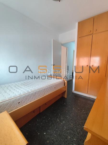 Foto e13af42f-ea07-4f05-b298-e0ed5ed3bf0f. Alquiler piso 4 habitaciones, terraza y cocina independiente. gran piso en alquiler en Salou