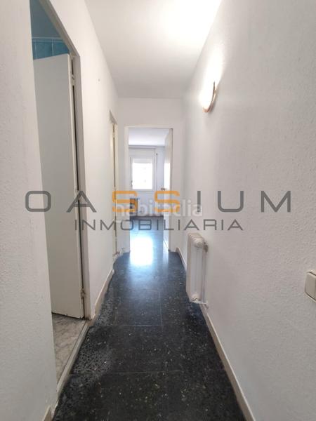 Foto e2502ba7-7e99-42fd-abe8-5a264bd22343. Alquiler piso 4 habitaciones, terraza y cocina independiente. gran piso en alquiler en Salou