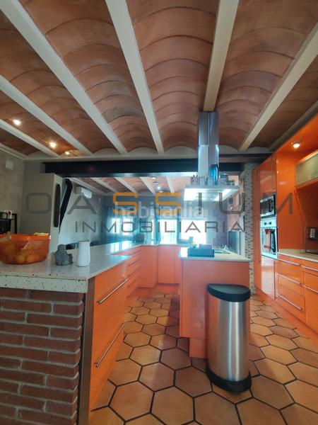 Foto de0e3ac9-3c2e-4a6f-aa4b-eb57d47eaeca. Casa pareada chalet pareado con luz, diseño y amplitud en Salou
