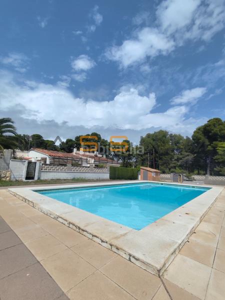 Foto 1de48d05-a98d-40be-b3d1-5026eff2c50a. Doppelhaus mit heizung parking pool in pla de maset - cap de Salou Salou