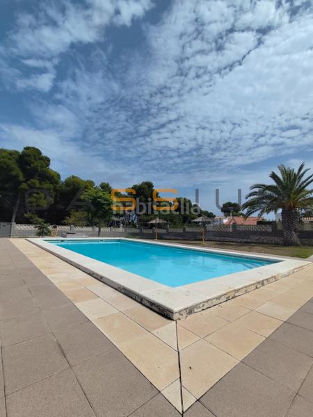 Foto f0a30ac0-adaf-4bda-b613-29a2566378df. Doppelhaus mit heizung parking pool in pla de maset - cap de Salou Salou