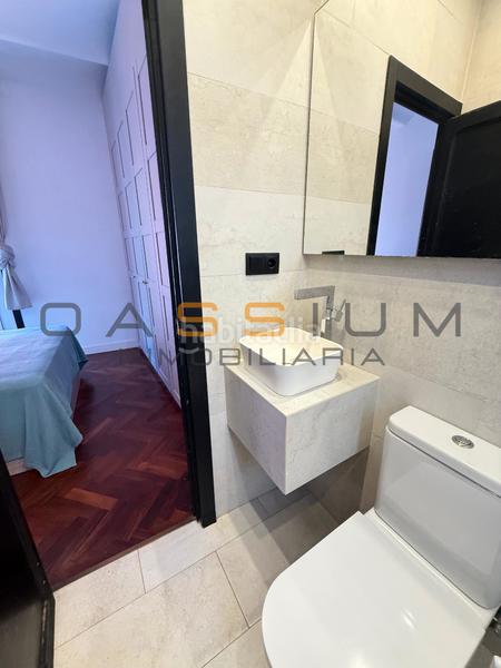 Foto 8c326c1b-aa6b-4343-8239-11901f01502d. Flat with heating in Raval Barcelona