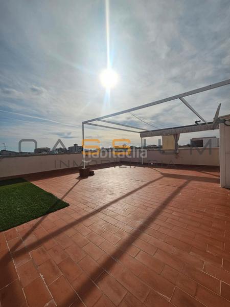 Foto b1cd8aaa-1994-4d4d-acba-4fe36604625a. Penthouse with parking pool in Cunit residencial Cunit