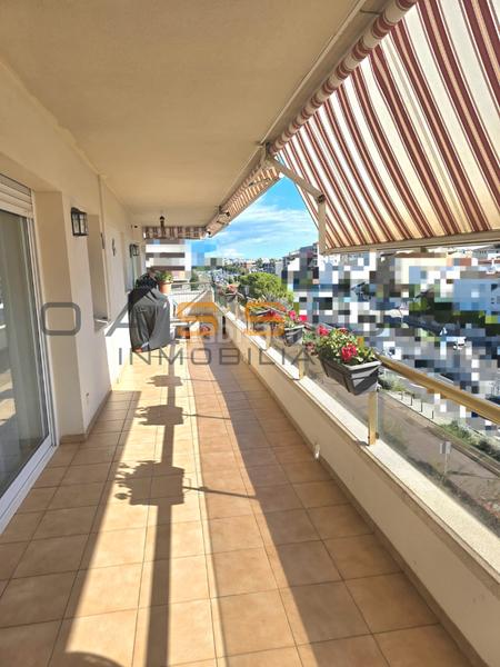 Foto f1a80445-d8c9-48a4-867c-6eae26ef639e. Penthouse with parking pool in Cunit residencial Cunit