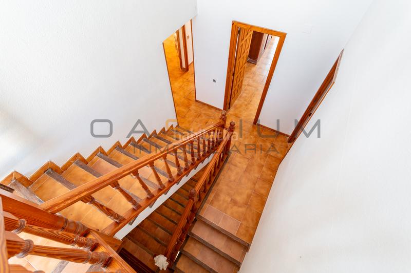 Foto 0b44ec9f-3e05-4980-ba02-a0eeabbf5ce4. Lloguer casa amb calefacció aparcament piscina a Catllar (El)