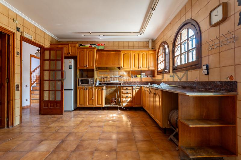 Foto 2efeb6dd-90ad-44e5-8c60-5fc3c389ed20. Lloguer casa amb calefacció aparcament piscina a Catllar (El)