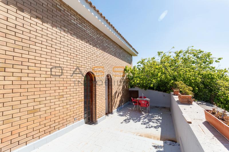 Foto ab183679-4d9e-4172-9e26-55da233b2f20. Lloguer casa amb calefacció aparcament piscina a Catllar (El)