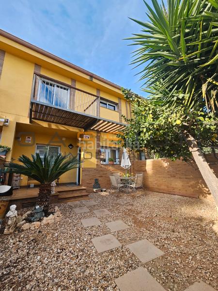 Foto aeed70c7-ebbe-466e-affc-6858fb3352b2. Semi detached house with heating pool in Els Ametllers Cambrils