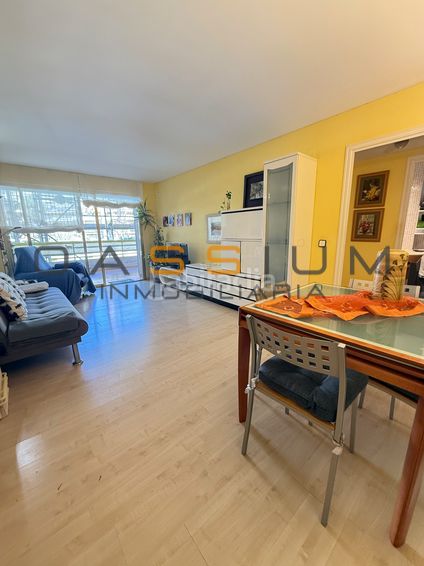 Foto b0fccd8f-b9ca-48ea-9520-c8923d31bbc0. Pis amb calefacció aparcament piscina a Mar i Camp - Platja dels Capellans Salou