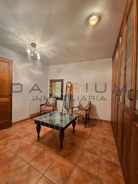 Foto ee364f0e-eae9-456f-84a1-60adbe540a66. Casa adossada a Secuita (La)
