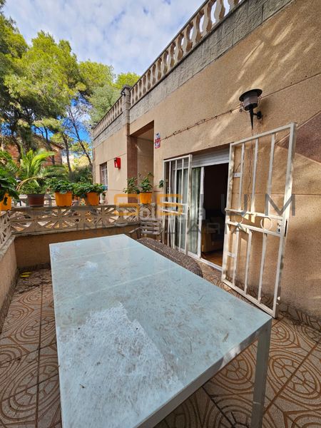 Foto fcc3e667-fc5c-47b9-9321-7895befa687f. Casa amb xemeneia aparcament piscina a Bellvei