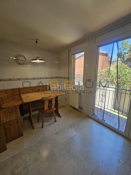 Foto 92a1a3cd-9872-4989-8019-cd3af8d2a963. Casa amb calefacció aparcament a Ca n´Oriol Rubí
