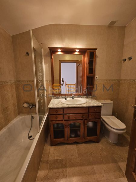 Foto d390c541-cb07-4c75-a615-705545110db4. Casa amb calefacció aparcament a Ca n´Oriol Rubí