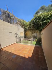Casa  Carrer de pontevedra. Casa en rub�: 134 m� en 3 plantas, 3 habitaciones con terrazas,