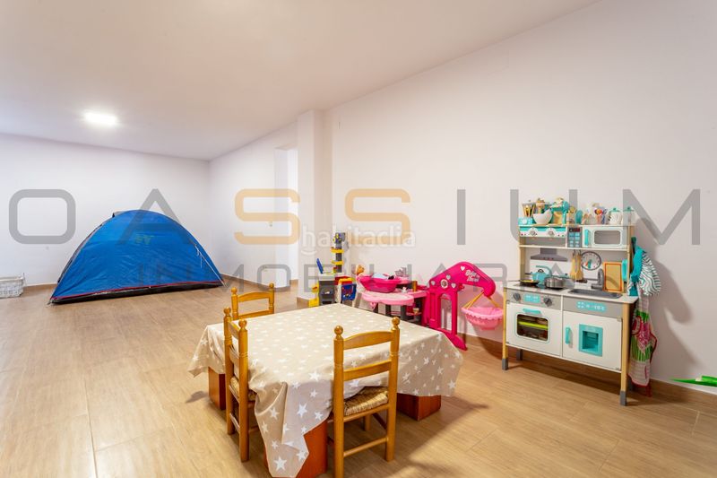 Foto c326986b-eccf-410c-a018-6f44bf9799e9. Casa amb calefacció aparcament a Ponent Reus