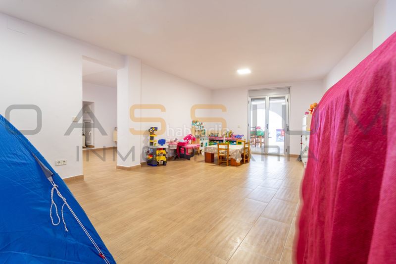 Foto d39bdaa5-d090-4686-95c4-61bc08900628. Casa amb calefacció aparcament a Ponent Reus