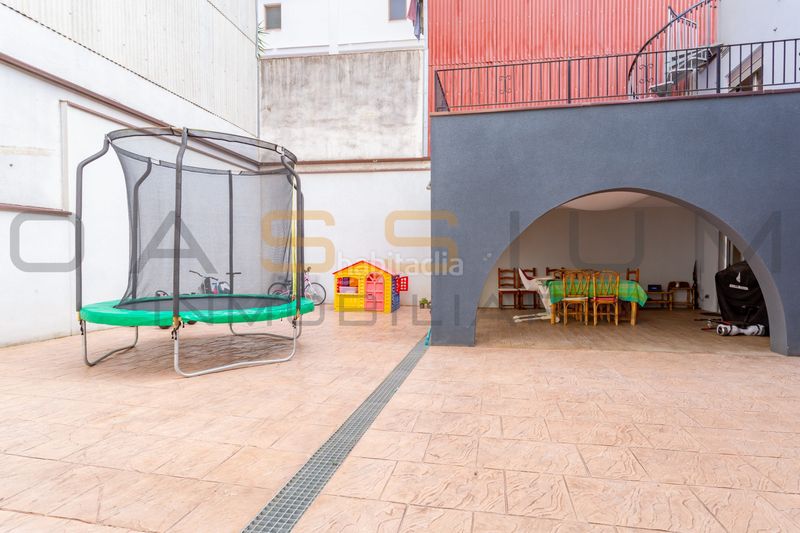 Foto ded18387-1322-488a-ae8f-8df00ae1429b. Casa amb calefacció aparcament a Ponent Reus