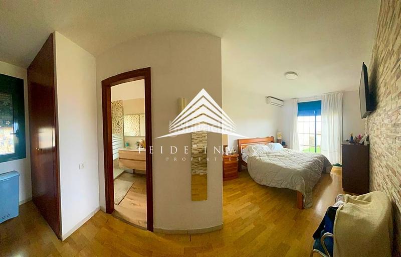 Foto 840cf5a8-a843-4d02-a32c-87785027ac27. Maison avec parking piscine dans Llano del Camello San Miguel de Abona