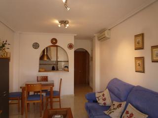 Appartement à Avenida doctor gregorio marañón 14. Piso en calle del huerto, 500 metros playa acequión