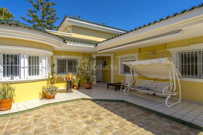 Foto 063a98a7-b703-43f5-a6f8-07372300423b. Chalet en avenida miguel de unamuno 17 chalet de lujo en torreta florida en Torrevieja