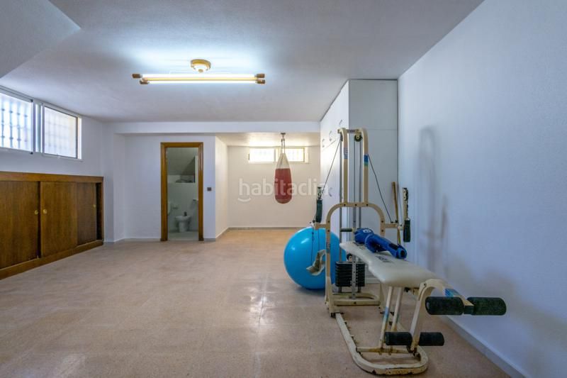 Foto f274210b-4a1e-492e-aa7f-c343ea9bb5d8. Chalet en avenida miguel de unamuno 17 chalet de lujo en torreta florida en Torrevieja