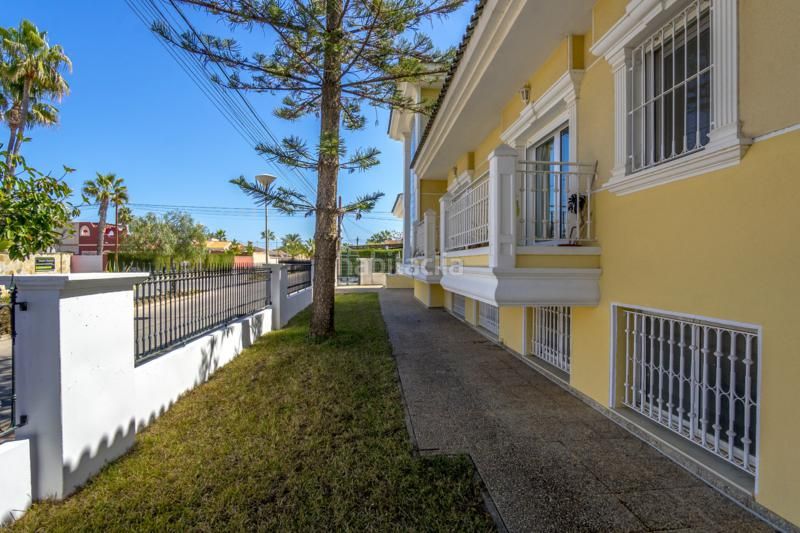 Foto f6100f76-fe7a-4f73-aa88-023d3ab79ee3. Chalet en avenida miguel de unamuno 17 chalet de lujo en torreta florida en Torrevieja