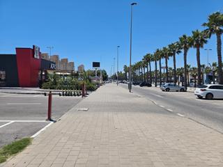 Terrain résidentiel à Avenida de las cortes valencianas 82. Terreno en avenida cortes valencianas