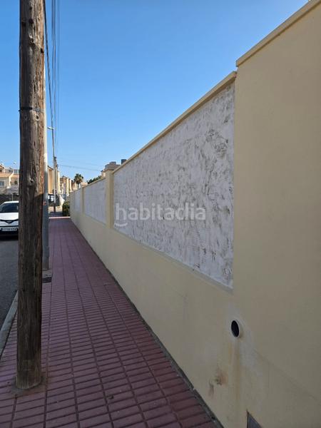 Foto b3bdaab2-93ee-4308-84bb-a5ba4aeee56b. Chalet en calle del morral 218 chalet adosado en playa flamenca, costa en Orihuela