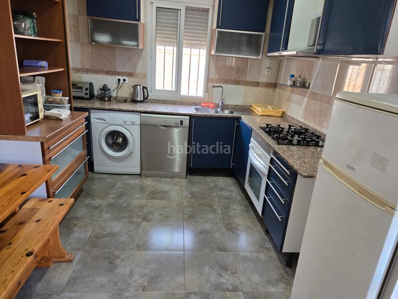 Foto b8fb10e9-b3e0-4eab-8a52-236b0c48f499. Chalet en calle del morral 218 chalet adosado en playa flamenca, costa en Orihuela