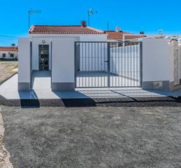 Maison à Calle rafael guerra"guerrita" 372. Bungalow en torreta iii