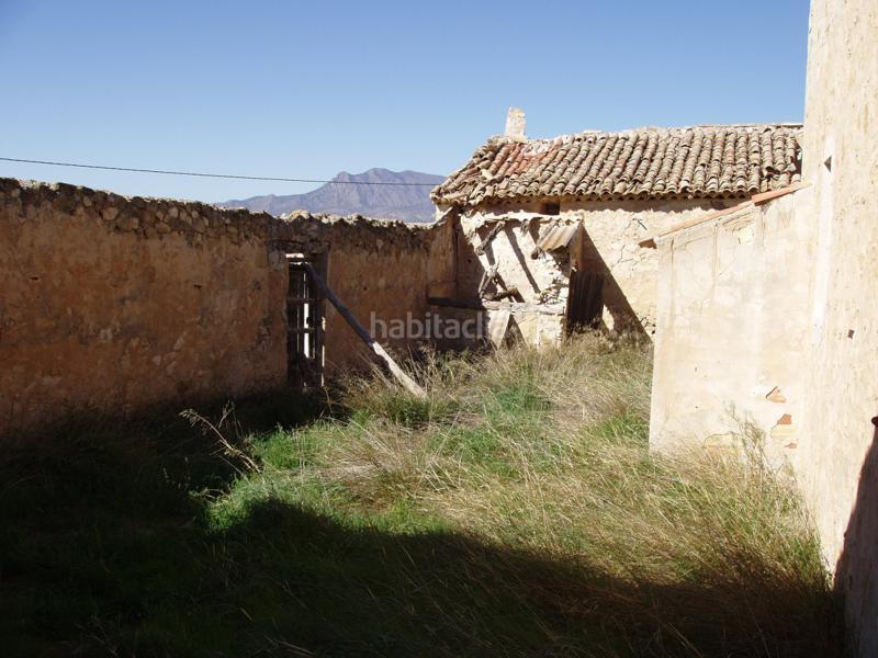 Foto f5146e06-b297-4319-93d1-57e990168fd8. Chalet in carretera pinoso 21 in Fortuna