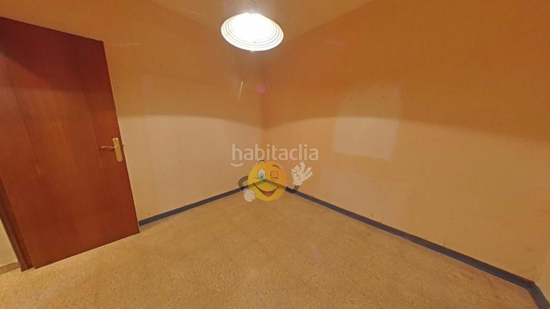 Foto 5b5de1b3-f974-411c-b95b-698b0104988d. Piso  , girona en Portbou