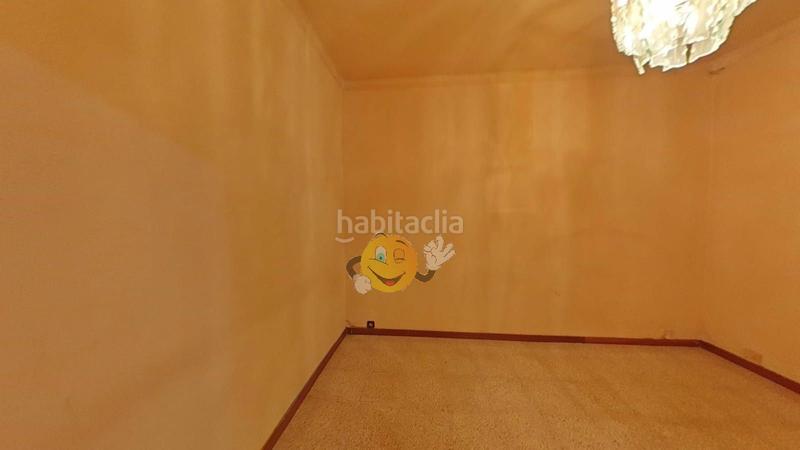 Foto 5d6a9125-b4aa-47a5-a15b-e3b4a34ec072. Piso  , girona en Portbou