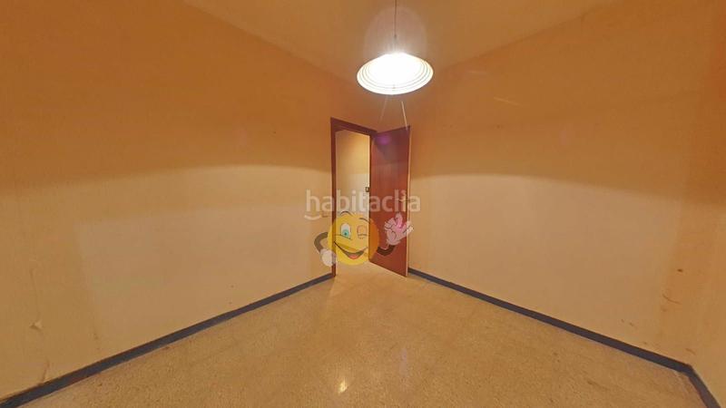 Foto 6f734c33-a109-4599-a837-30cdbd8b07d8. Piso  , girona en Portbou