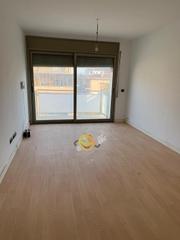 Pis  Palamos. Piso economico con prquing y trastero.