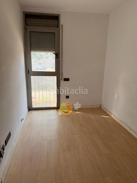 Foto 4d15bf76-6d20-4947-ada0-2dd156f01f1b. Piso  economico con prquing y trastero. en Santa Coloma de Farners