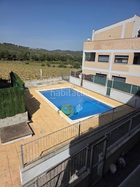 Foto 048951fd-474c-4f28-af78-ee38cb5b343b. Pis amb calefacció aparcament piscina a Calafell poble Calafell